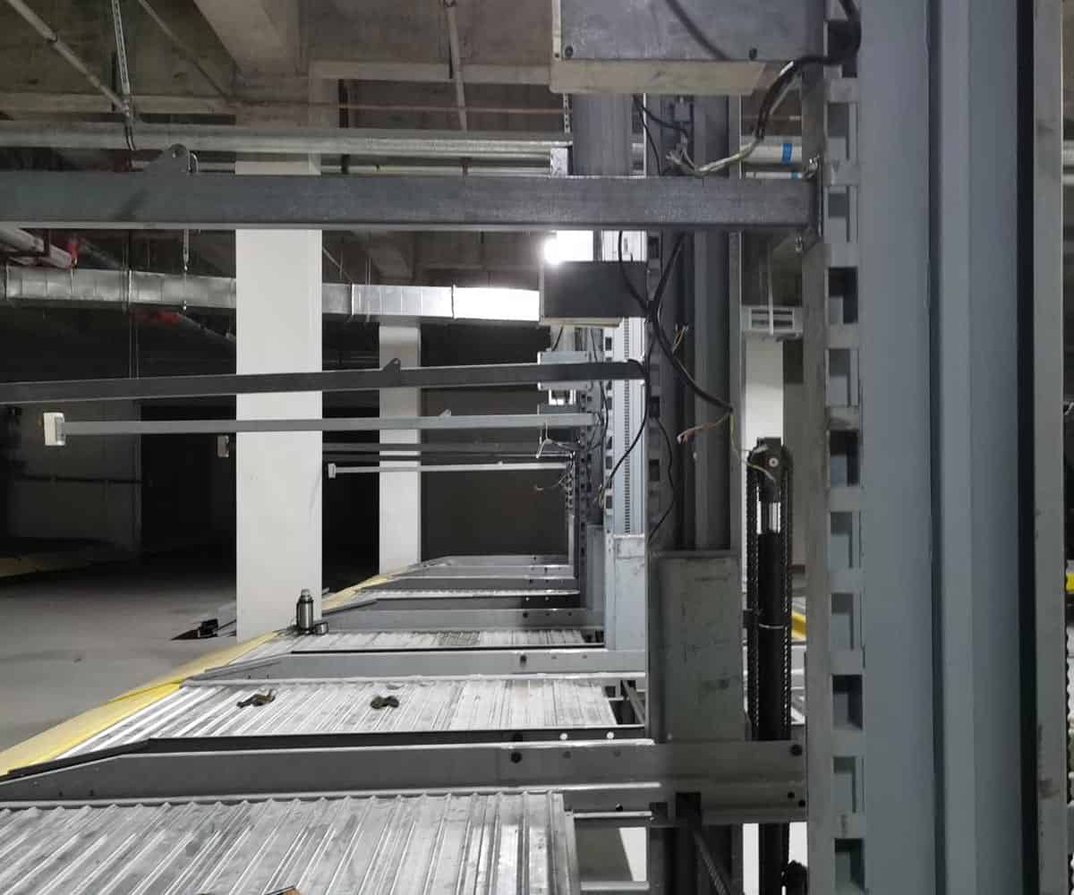 建設高檔小區首先擁有垂直循環立體車庫